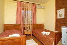 Hotel Vuk Скопье Экстерьер фото